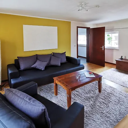 Dautzenberg Ferienapartments * Бад-Нойенар-Арвайлер