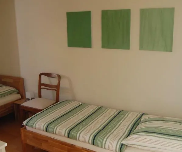 Dautzenberg Ferienapartments Апартаменты Бад-Нойенар-Арвайлер